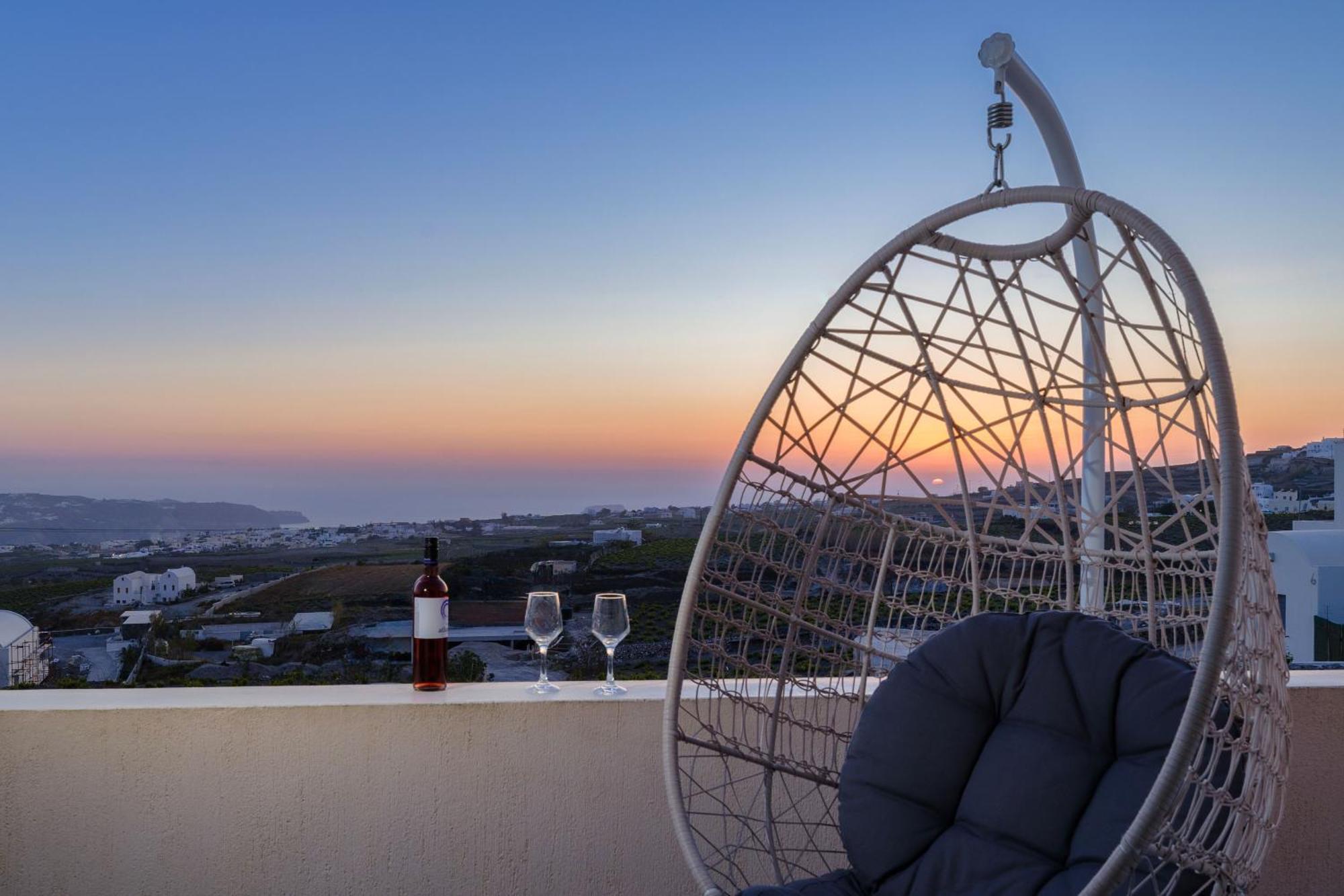 Cinnamon Villa With Private Hot Tub Pýrgos Exteriér fotografie